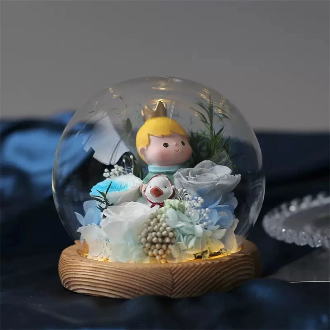 Handmade preserved flower themed glass dome by Florettely