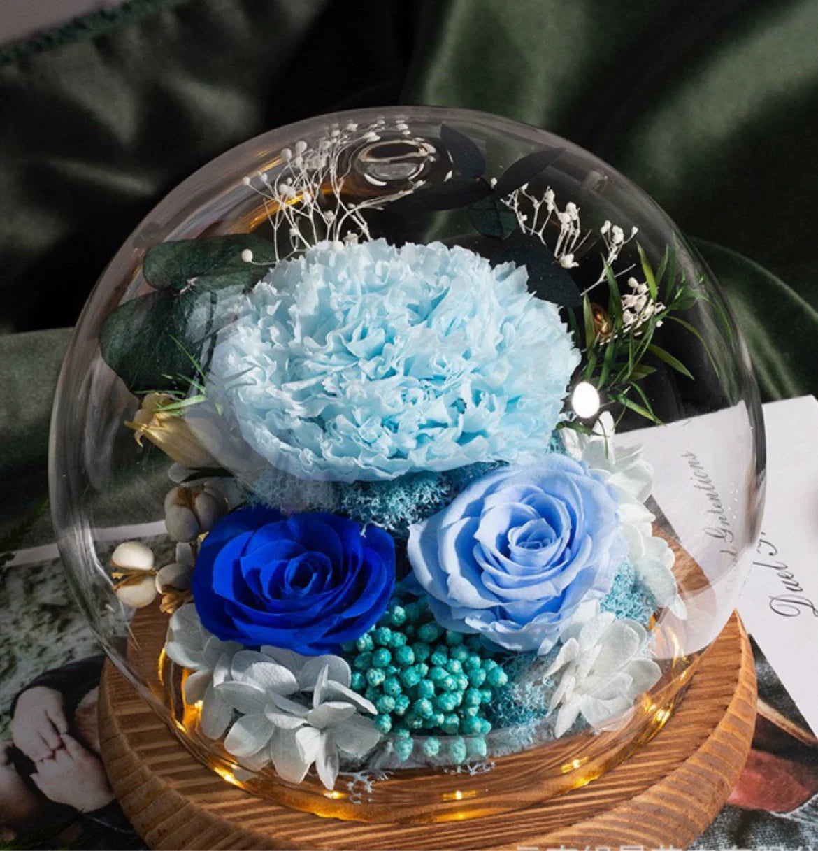 Handmade preserved flower glass dome gift by Florettely