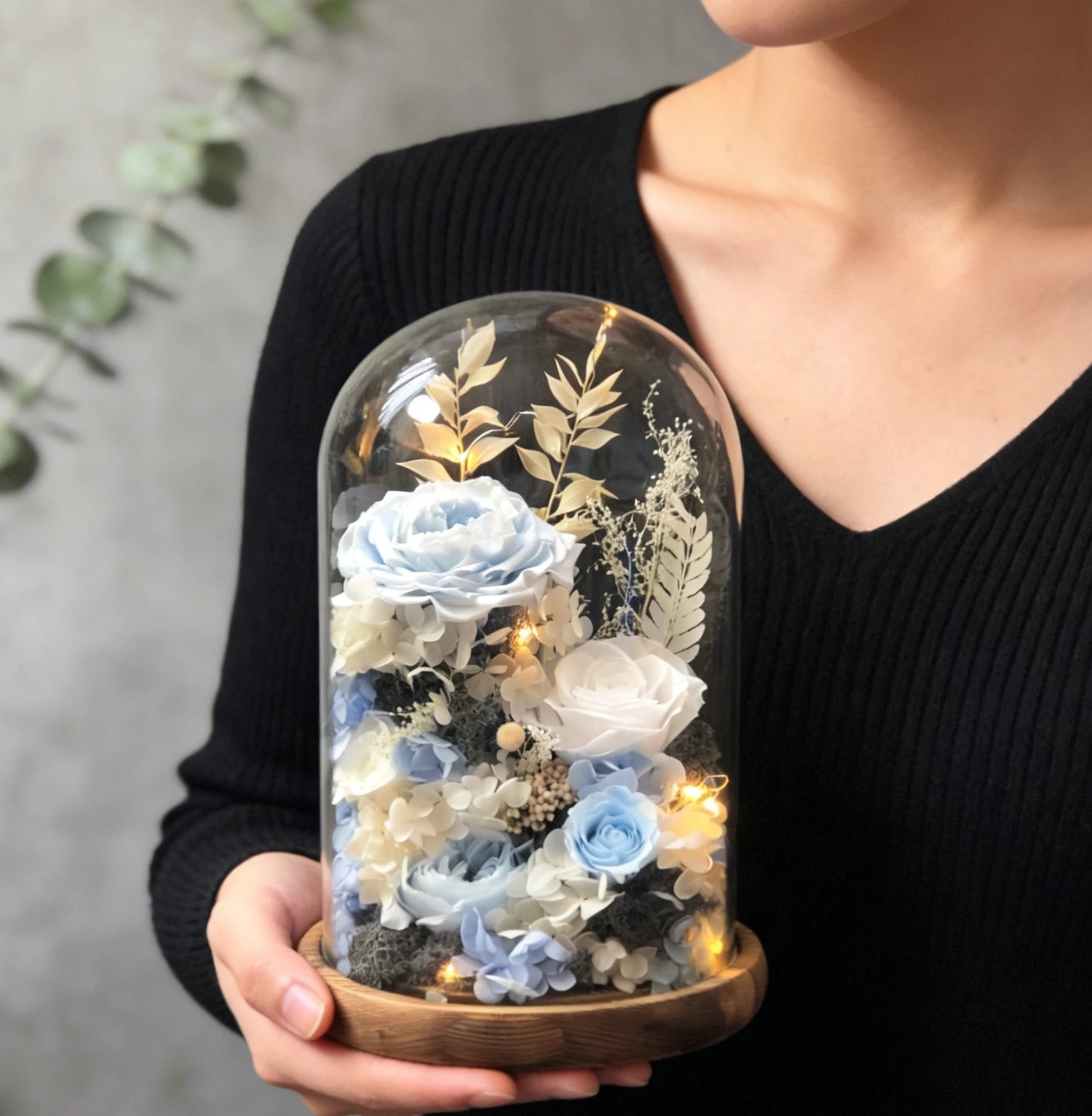 Handmade preserved flower glass dome gift by Florettely