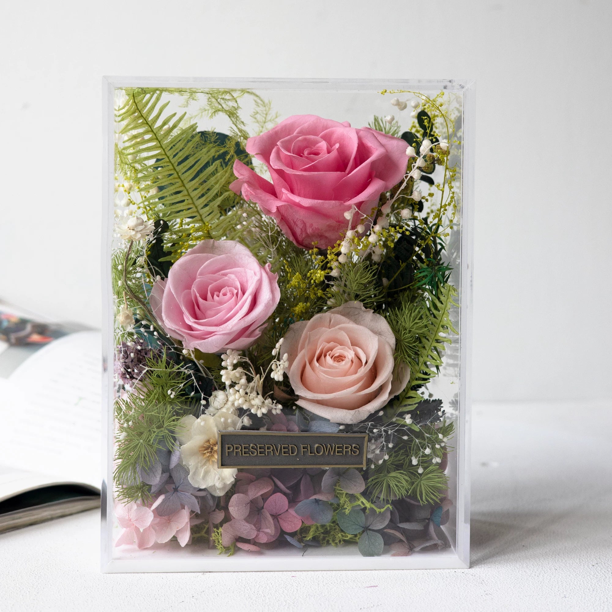 Handmade preserved flower bouquet gift box by Florettely