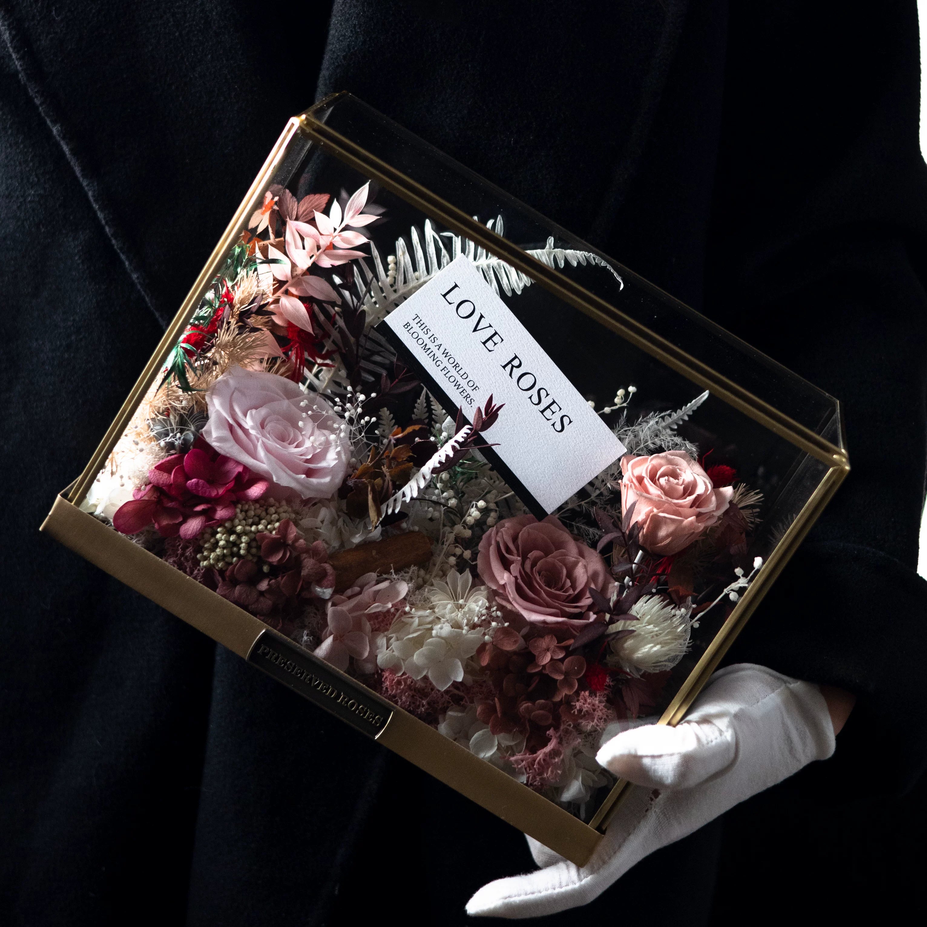 Handmade preserved flower acrylic flower box by Florettely