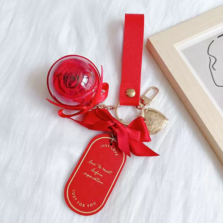 Handmade preserved flower keychain gift by Florettely