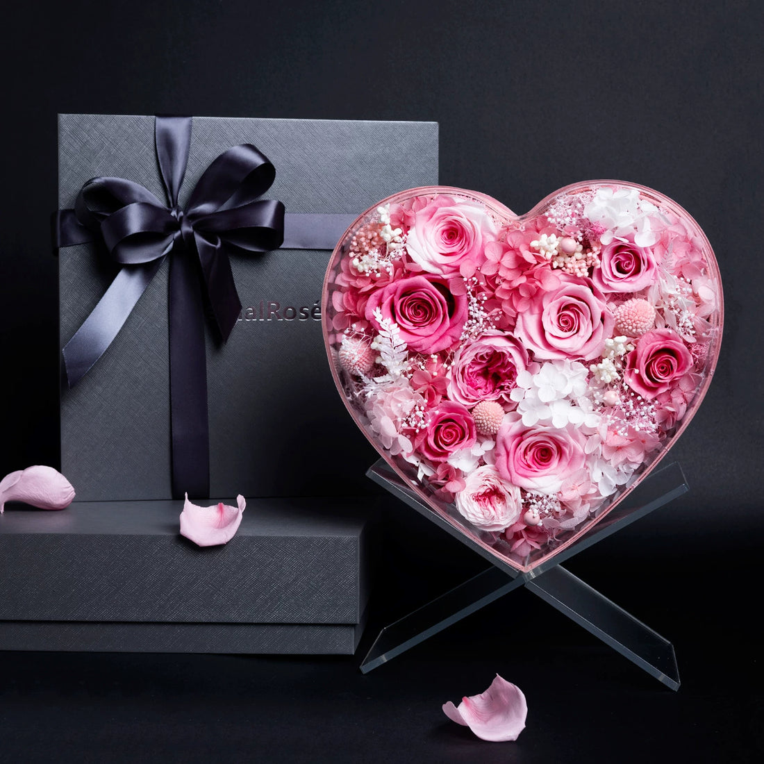 Handmade preserved flower leather gift box by Florettely