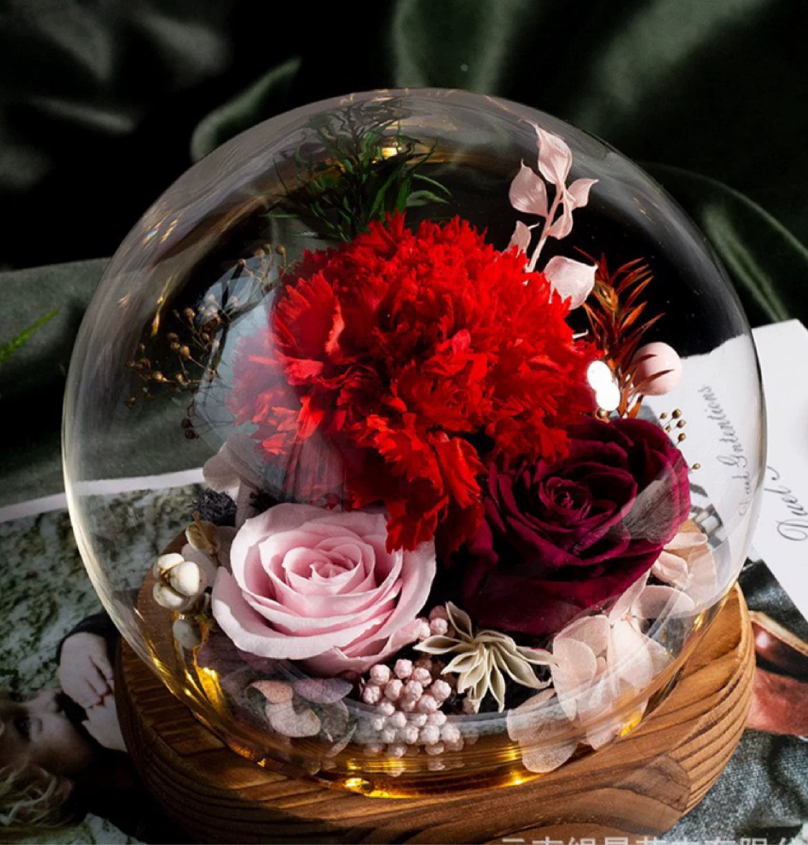 Handmade preserved flower glass dome gift by Florettely