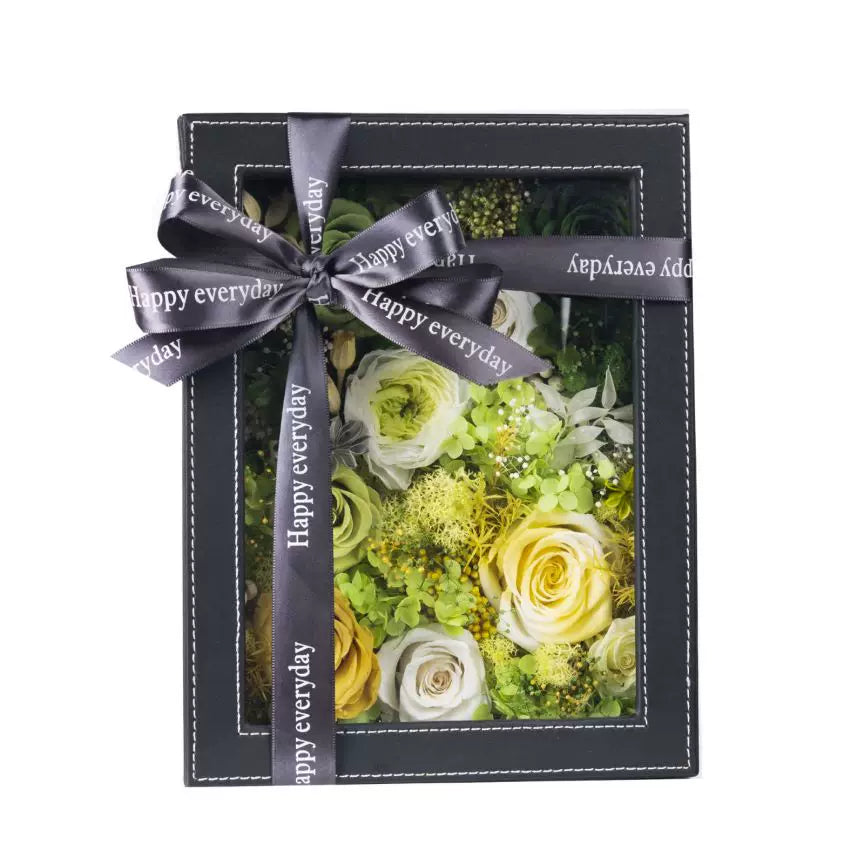 Handmade preserved flower leather gift box by Florettely