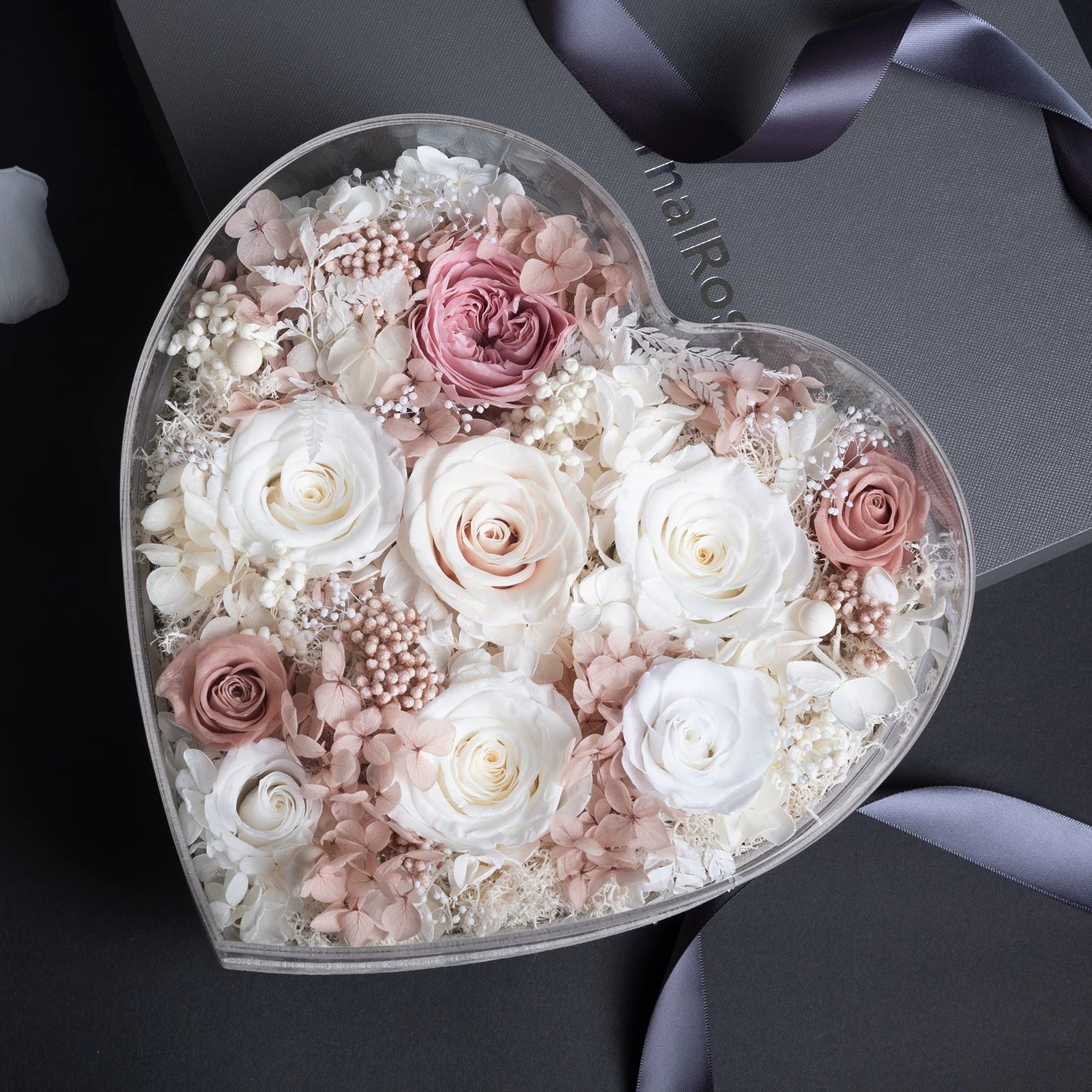 Handmade preserved flower leather gift box by Florettely