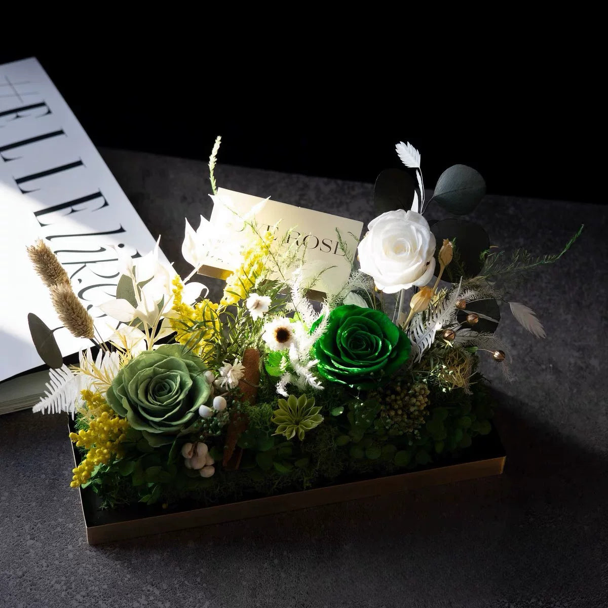 Handmade preserved flower acrylic flower box by Florettely