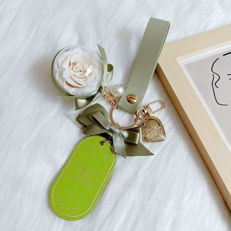 Handmade preserved flower keychain gift by Florettely